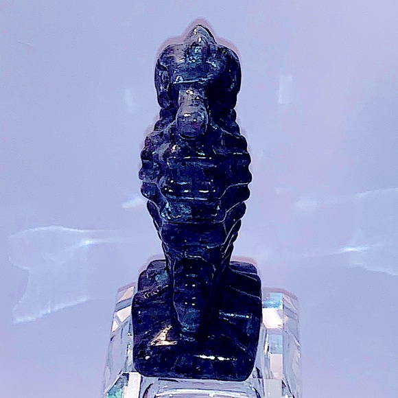 NATURAL LARVIKITE SEA HORSE - Picture 3 of 8